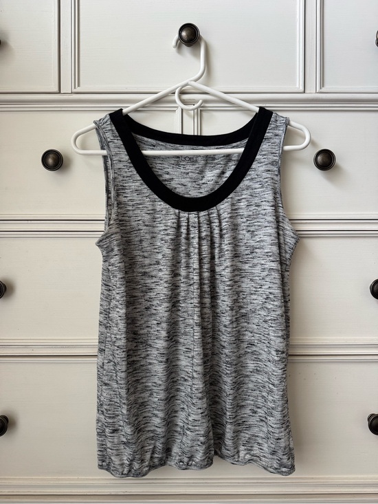 LOFT Tops - LOFT Outlet Black-Trim Gray Space Dye Sleeveless Tank Top